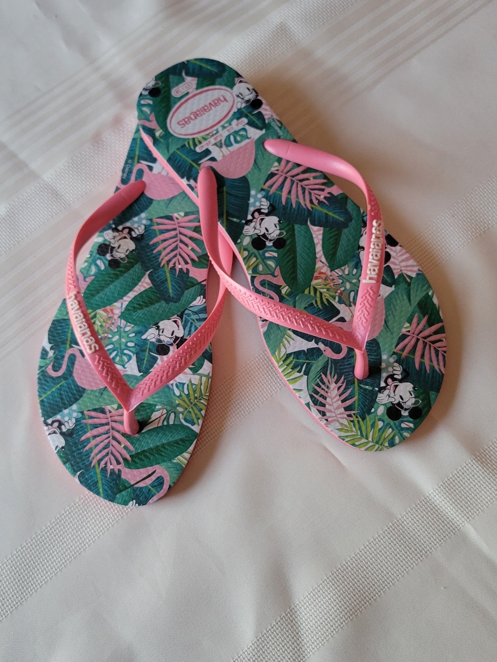 Havaianas X Disney Minnie Tropical Flip Flops